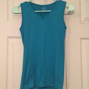 champion workout top